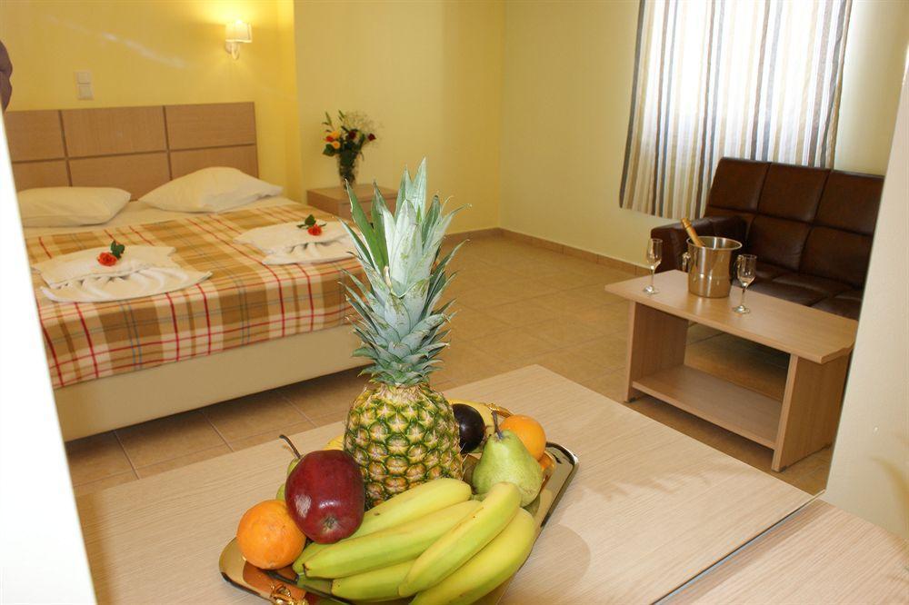 Jason Studios & Apartments Naxos City Екстериор снимка